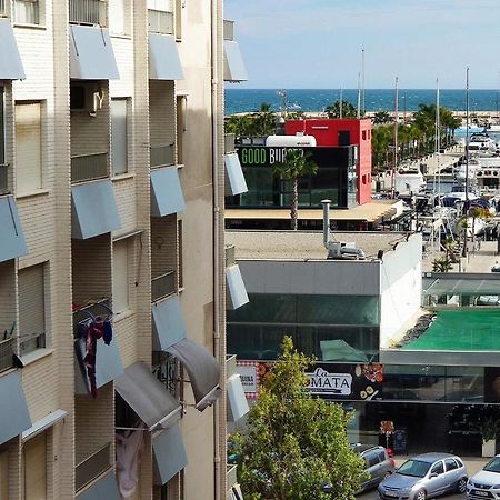 Nice Apartment Near The Port Of ซานตาโปลา ภายนอก รูปภาพ