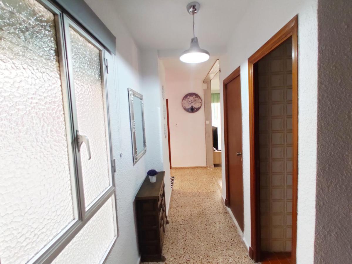Nice Apartment Near The Port Of ซานตาโปลา ภายนอก รูปภาพ