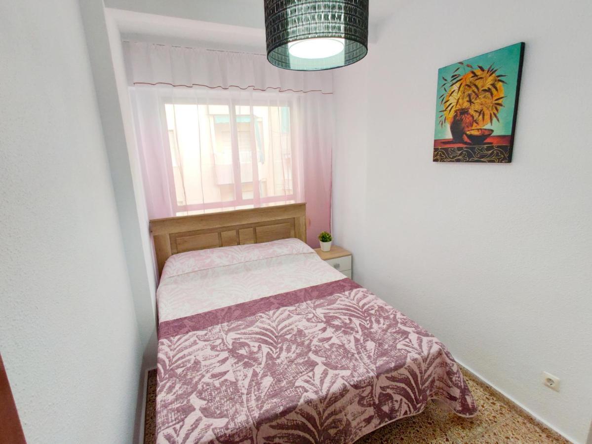Nice Apartment Near The Port Of ซานตาโปลา ภายนอก รูปภาพ